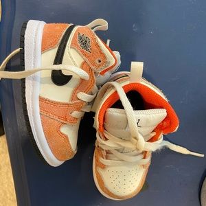 Baby Jordans 4.5 size worn a few times and grew out